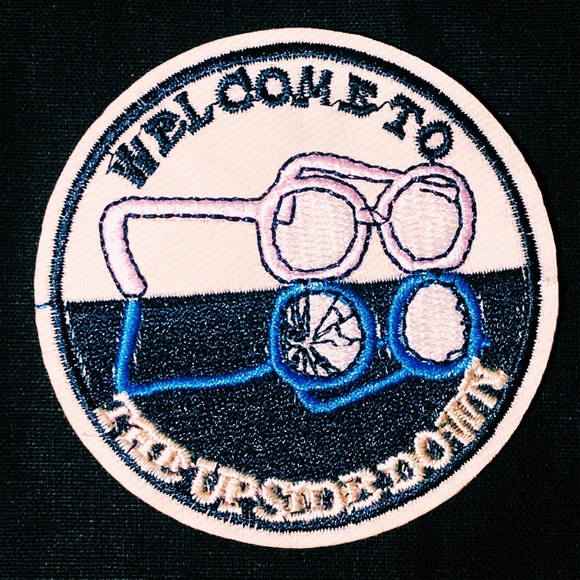 ❗️ LAST ONE ❗️3/$15 WELCOME TO THE UPSIDE DOWN - Picture 2 of 2